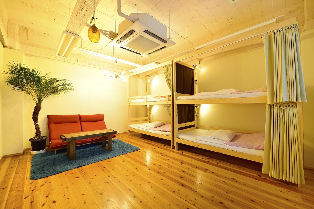 Hostel Chill Out Osaka Esterno foto