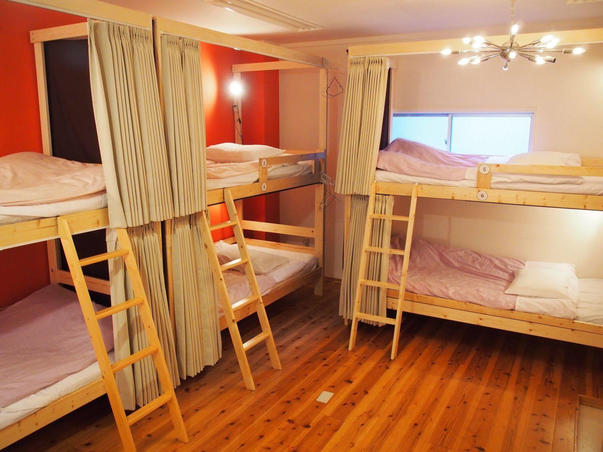 Hostel Chill Out Osaka Esterno foto